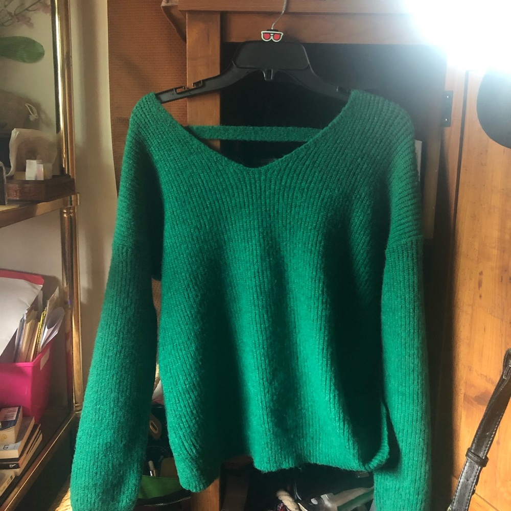 Green knot top 5/25